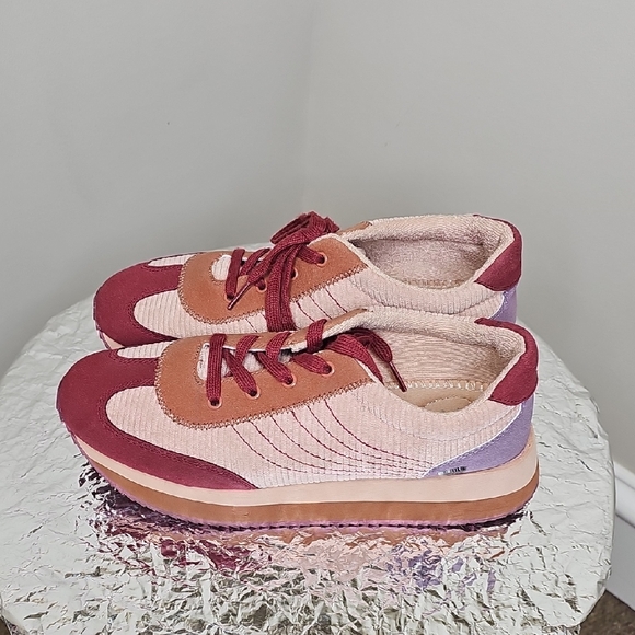 Rocket Dog Shoes - Rocket Dog Pink and Red Casual Sneakers